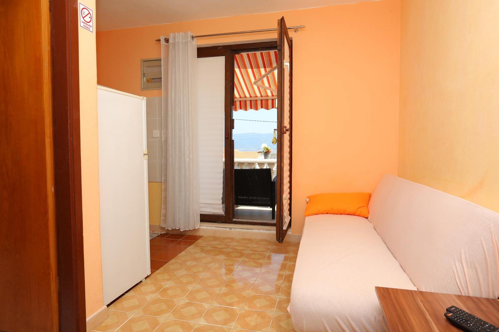 Apartments By The Sea Slatine, Ciovo - 16131 Habitación foto